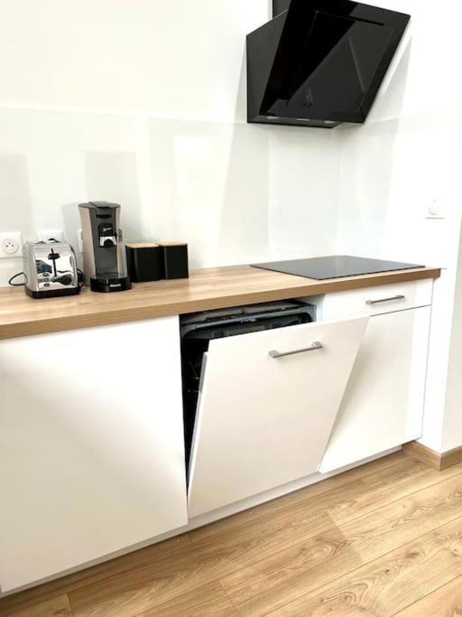 Ferienwohnung Cosy T3 Centre Reims/Pkg Prive Exterior foto